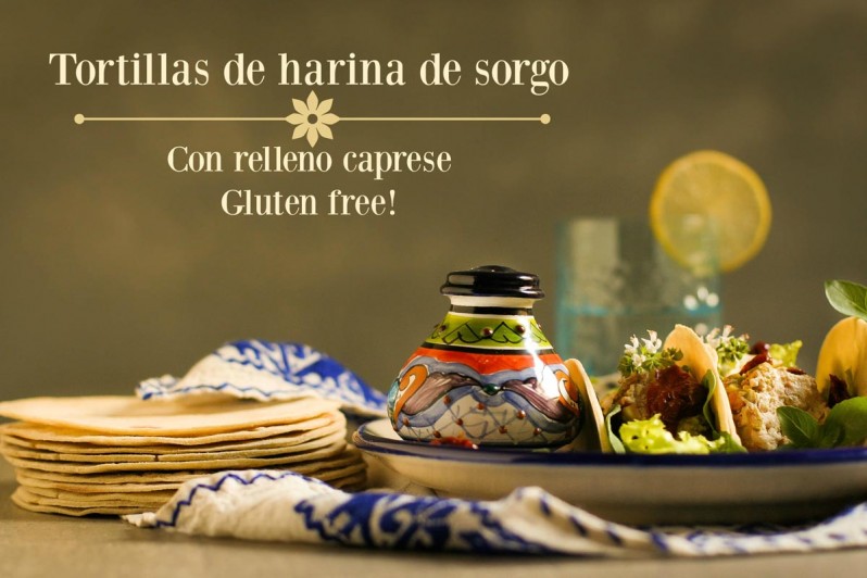 Tortillas de harina de sorgo con relleno caprese + vinagreta de albahaca. Gluten free!