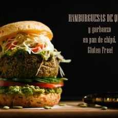 Hamburguesas de quinoa y garbanzo en pan de chipá. Gluten Free!