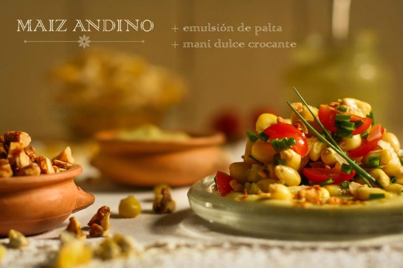 Maíz andino + emulsión de palta + maní dulce crocante